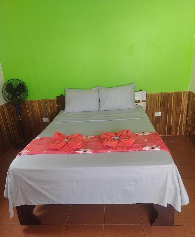 Pochote Lodge Guayabo  Экстерьер фото