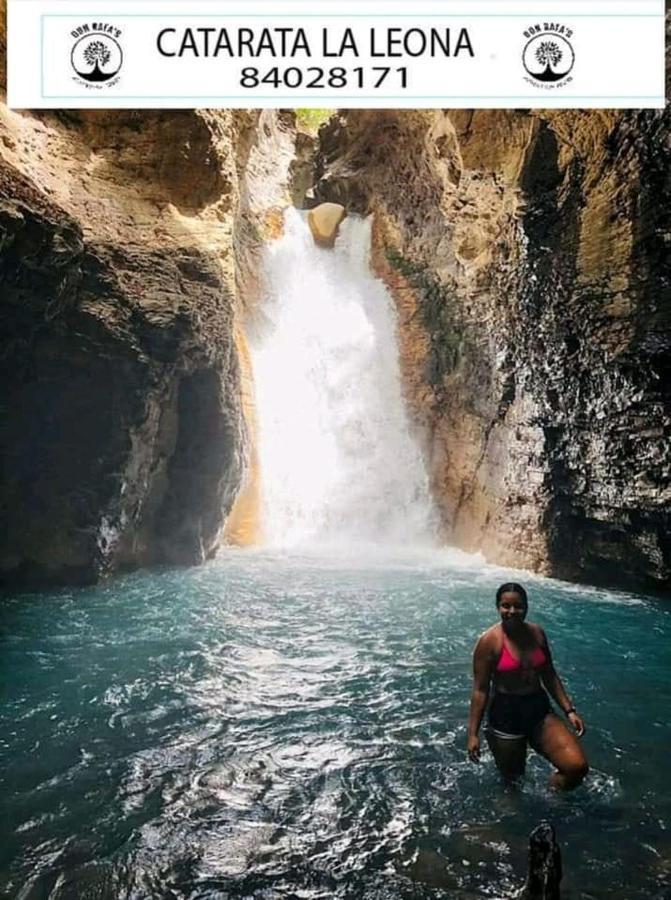 Pochote Lodge Guayabo  Экстерьер фото