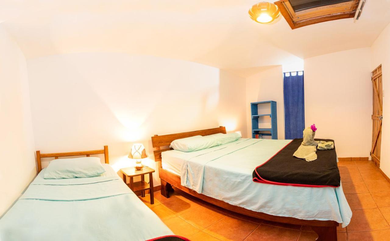 Pochote Lodge Guayabo  Экстерьер фото